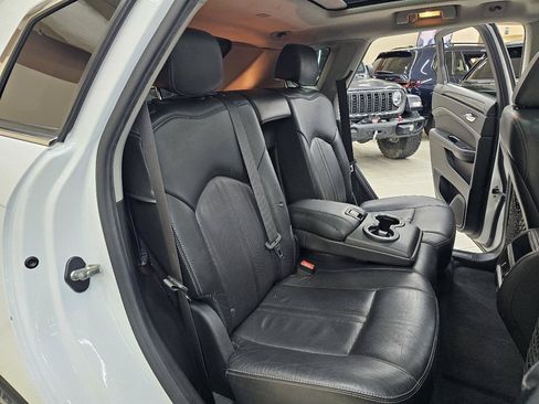 Used 2016 Cadillac SRX Performance w/ Midnight Edition Package FWD image 23