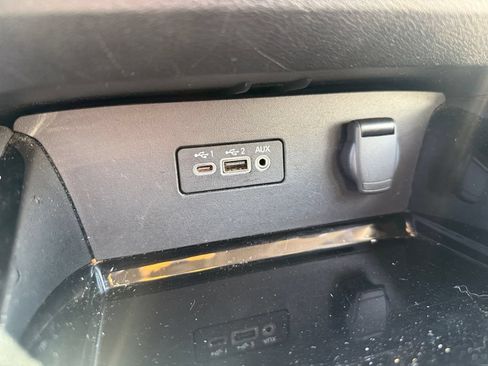 Used 2024 Nissan Altima 2.5 SR FWD image 19