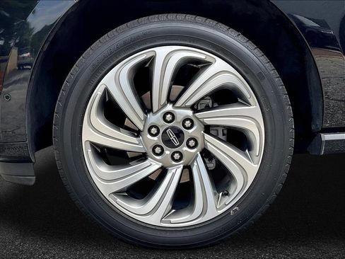 Used 2023 Lincoln Navigator Reserve RWD image 26