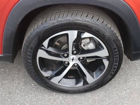 Used 2024 Chevrolet Trax RS w/ Driver Confidence Package image 33