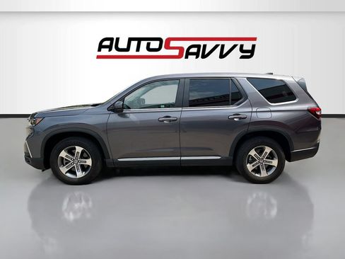 Used 2025 Honda Pilot EX-L image 4