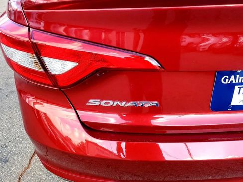 Used 2015 Hyundai Sonata SE image 7