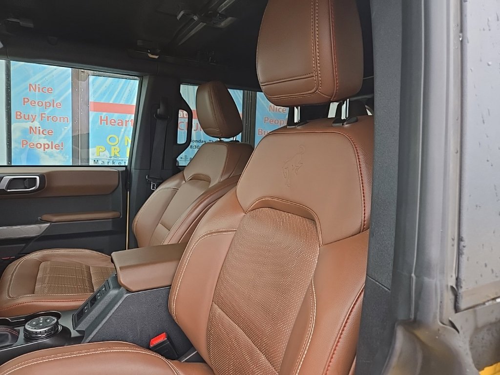 Used 2023 Ford Bronco Heritage Edition AWD/4WD image 32
