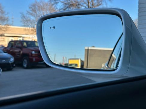 Used 2019 Buick Enclave Avenir w/ Avenir Technology Package image 33