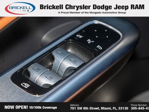 Used 2024 Mercedes-Benz GLC 300 4MATIC image 24