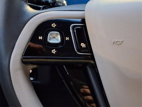 Certified 2024 Lincoln Corsair Reserve image 14