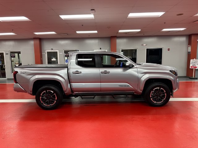 Certified 2026 Toyota Tacoma TRD Sport w/ TRD Sport Upgrade Package AWD/4WD image 3