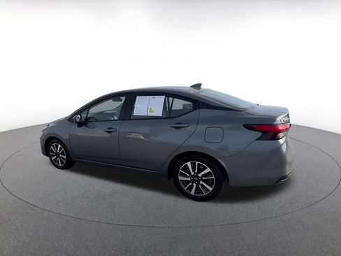 Used 2025 Nissan Versa SV FWD image 10