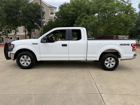 Used 2019 Ford F150 XLT w/ Equipment Group 301A Mid AWD/4WD image 4