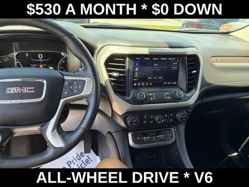 Used 2023 GMC Acadia Denali w/ Denali Ultimate Package AWD/4WD image 32