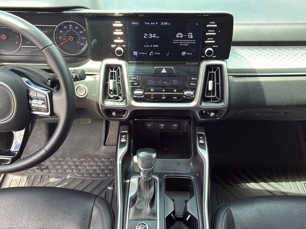 Used 2021 Kia Sorento S FWD image 32