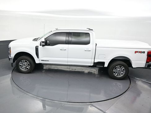 Used 2023 Ford F250 Lariat w/ Lariat Ultimate Package AWD/4WD image 16