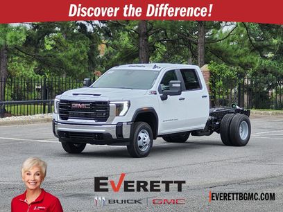 New 2026 GMC Sierra 3500 Pro w/ Convenience Package