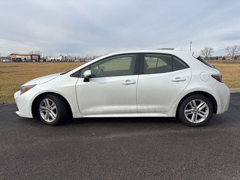 Used 2022 Toyota Corolla SE image 6