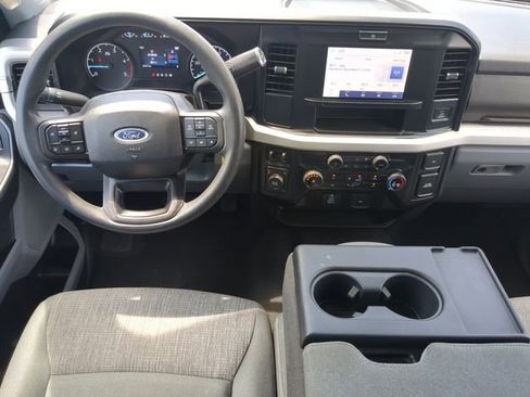 Used 2025 Ford F250 XLT AWD/4WD image 17
