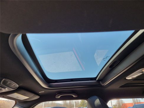 Used 2017 MINI Cooper Clubman S image 31