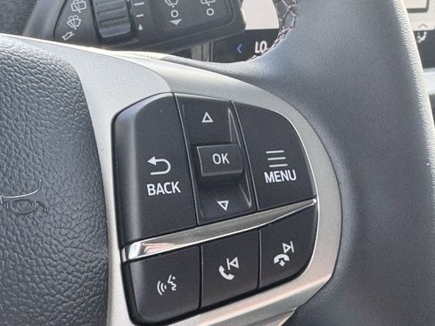 New 2026 Ford Explorer Active w/ Active Comfort Package image 12