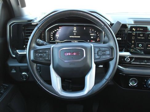 Used 2024 GMC Sierra 1500 SLT image 23