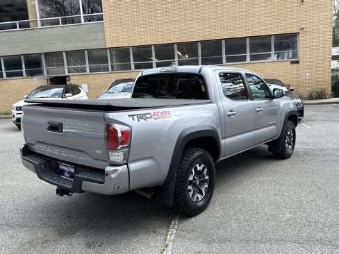 Used 2020 Toyota Tacoma TRD Off-Road w/ Technology Package AWD/4WD image 4