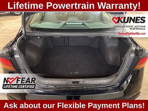 Used 2023 Nissan Altima 2.5 SV image 15
