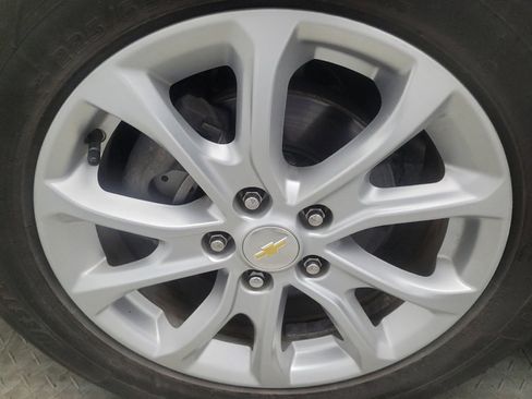 Used 2021 Chevrolet Equinox LT FWD image 31