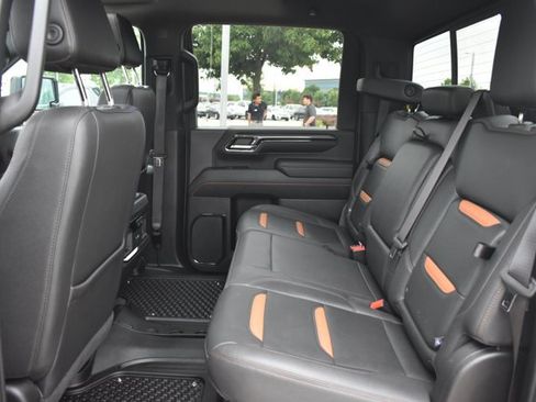 Used 2024 GMC Sierra 2500 AT4 w/ AT4 Premium Plus Package AWD/4WD image 20