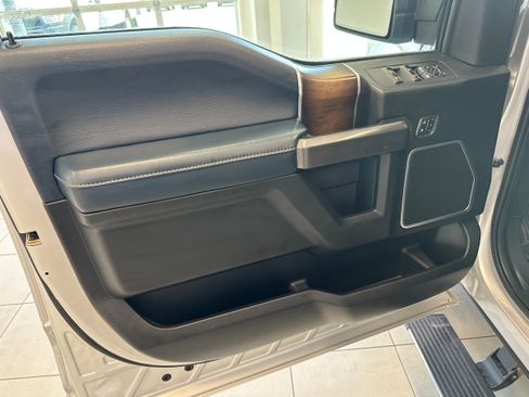 Used 2018 Ford F150 Limited w/ Trailer Tow Package image 12