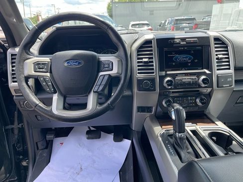 Used 2015 Ford F150 Lariat w/ Equipment Group 502A Luxury AWD/4WD image 12
