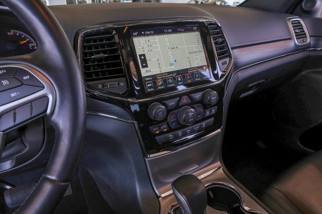Used 2022 Jeep Grand Cherokee Limited AWD/4WD image 12