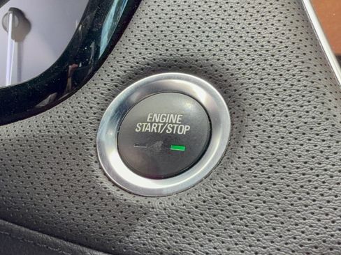 Used 2023 Cadillac XT6 Luxury FWD image 20