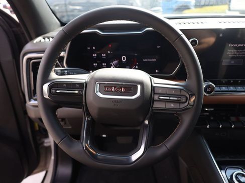 New 2026 GMC Canyon AT4 AWD/4WD image 13