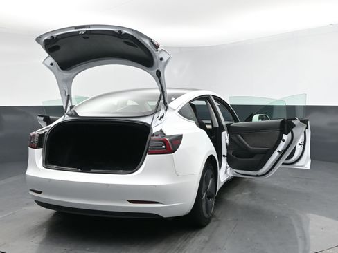 Used 2019 Tesla Model 3 Long Range image 28