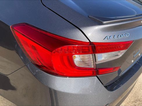 Used 2019 Honda Accord Sport image 28