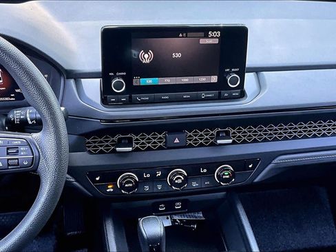 Used 2023 Honda Accord EX image 7