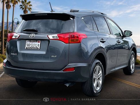 Used 2015 Toyota RAV4 XLE FWD image 5