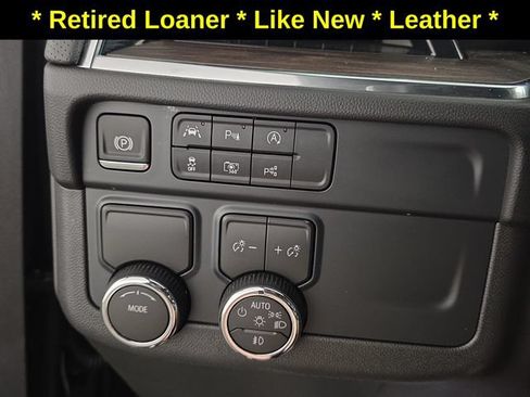 Used 2026 Chevrolet Tahoe Premier RWD image 17