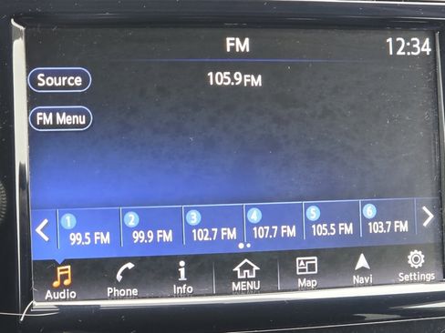 Used 2016 Nissan Murano S w/ Navigation Package image 6