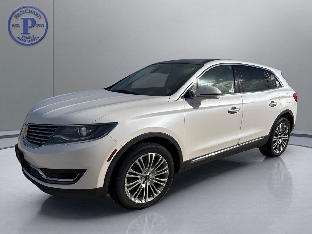 Used 2018 Lincoln MKX Reserve AWD/4WD image 3