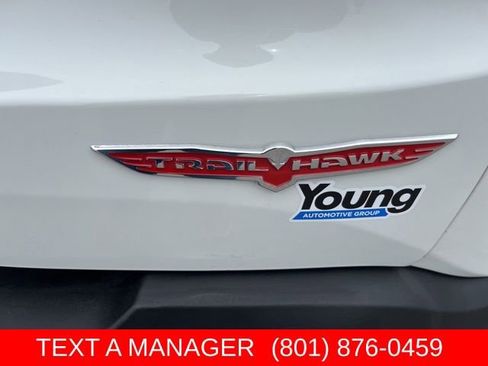 Used 2022 Jeep Renegade Trailhawk w/ Trailer Tow Group AWD/4WD image 12