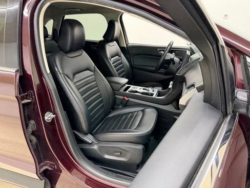 Used 2022 Ford Edge SEL AWD/4WD image 11