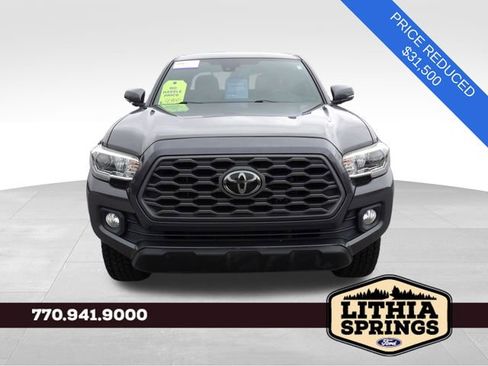 Used 2020 Toyota Tacoma TRD Off-Road image 2