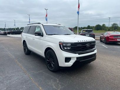 New 2025 Ford Expedition Platinum w/ Stealth Appearance Package