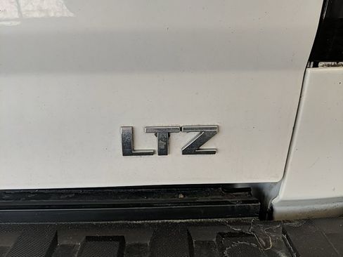 Used 2015 Chevrolet Silverado 1500 LTZ image 8