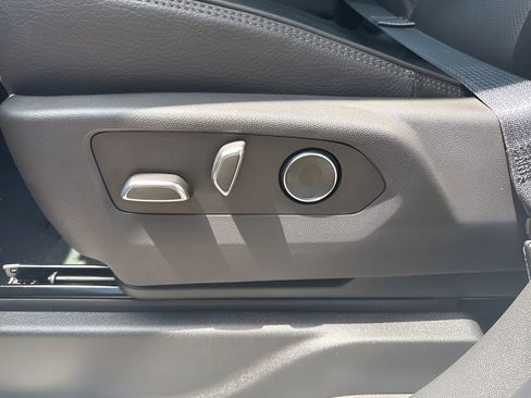 New 2026 GMC Yukon XL Denali AWD/4WD image 10