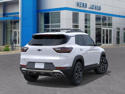 New 2026 Chevrolet TrailBlazer ACTIV w/ Convenience Package AWD/4WD image 4