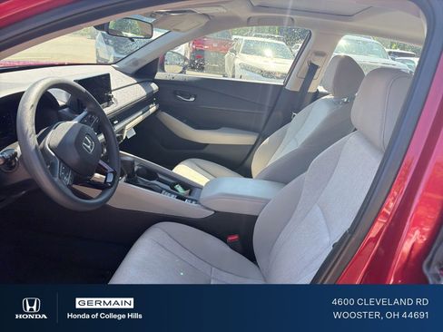 Used 2023 Honda Accord EX image 14
