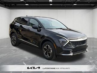 Used 2025 Kia Sportage LX video 1
