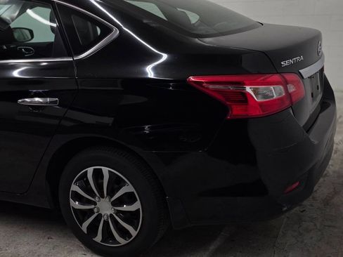 Used 2016 Nissan Sentra SV w/ Driver's Assist Package image 6