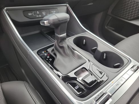 New 2026 Kia Carnival SX w/ SX Dark Edition Package image 15