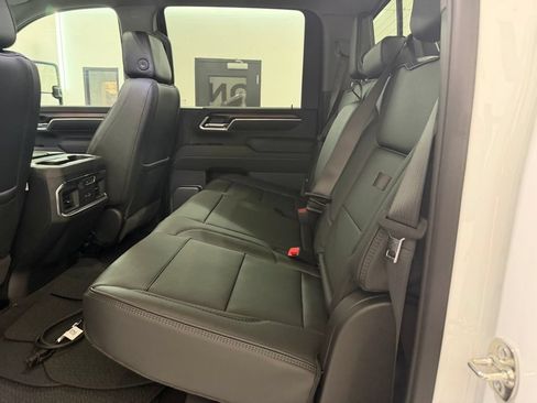 New 2026 GMC Sierra 2500 Denali w/ Denali Reserve Package AWD/4WD image 31